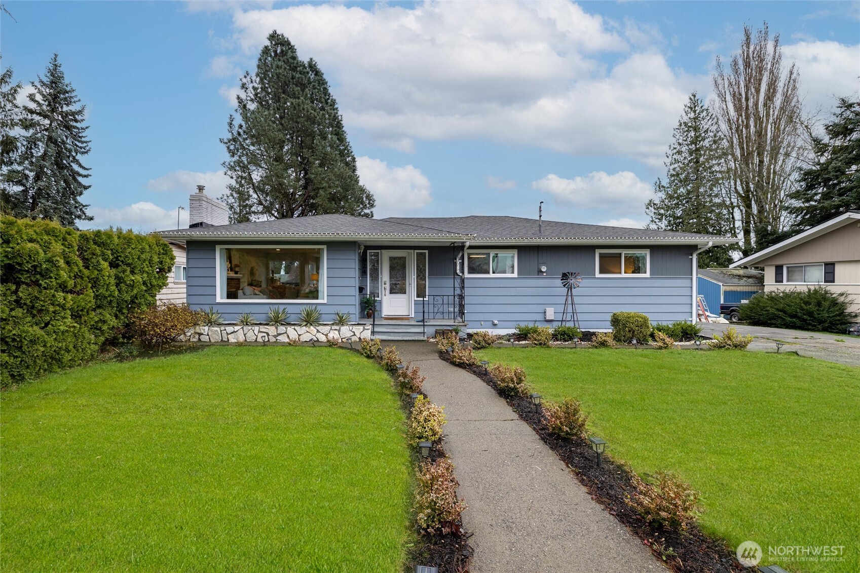 924 E Grover Street , Lynden, WA 98264