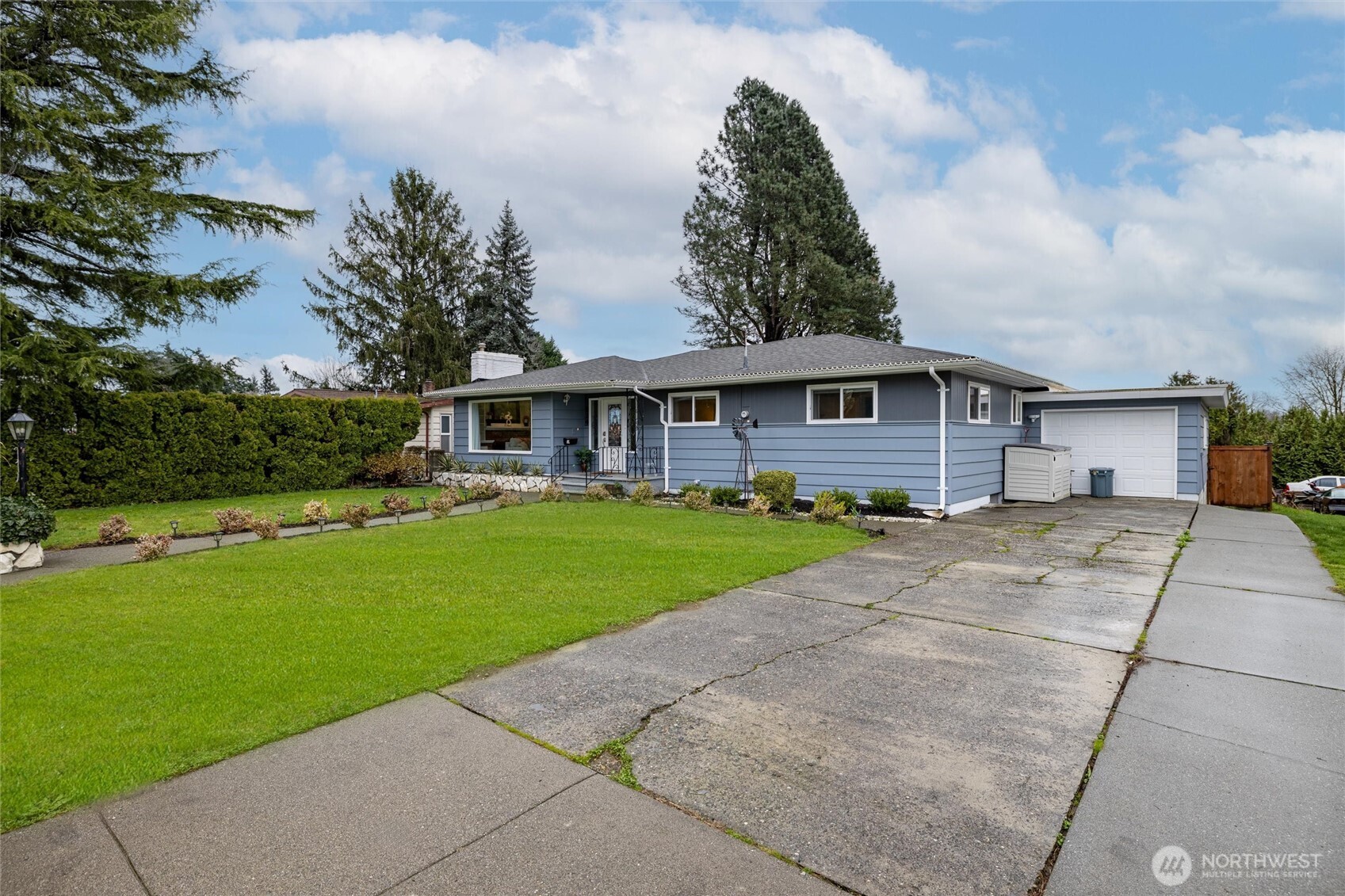 924 E Grover Street , Lynden, WA 98264