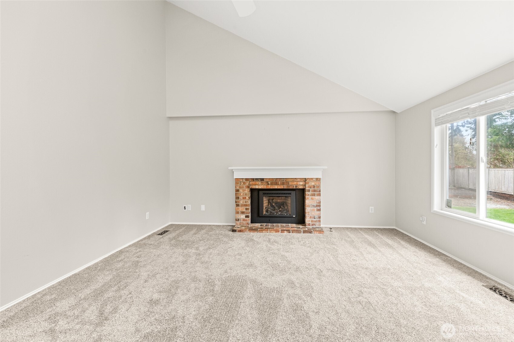16904 237th Place NE, Woodinville, WA 98077