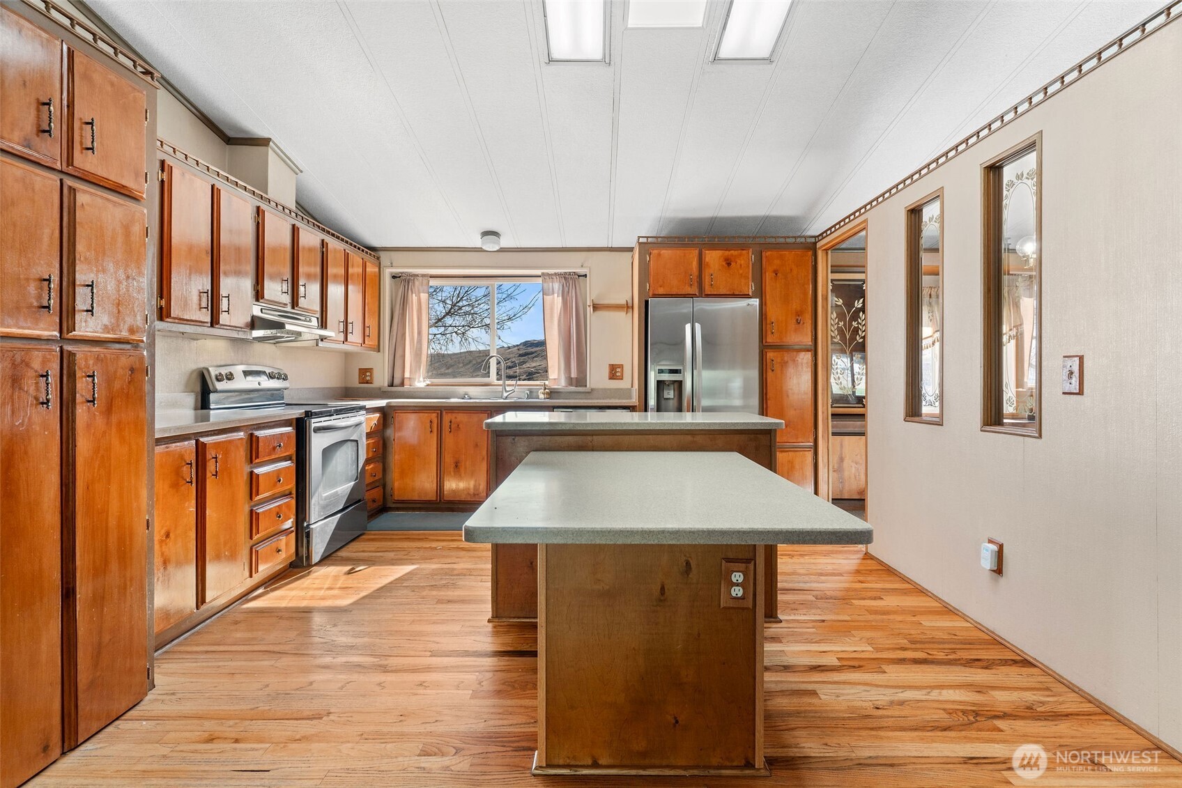 384 SR 173 , Brewster, WA 98812
