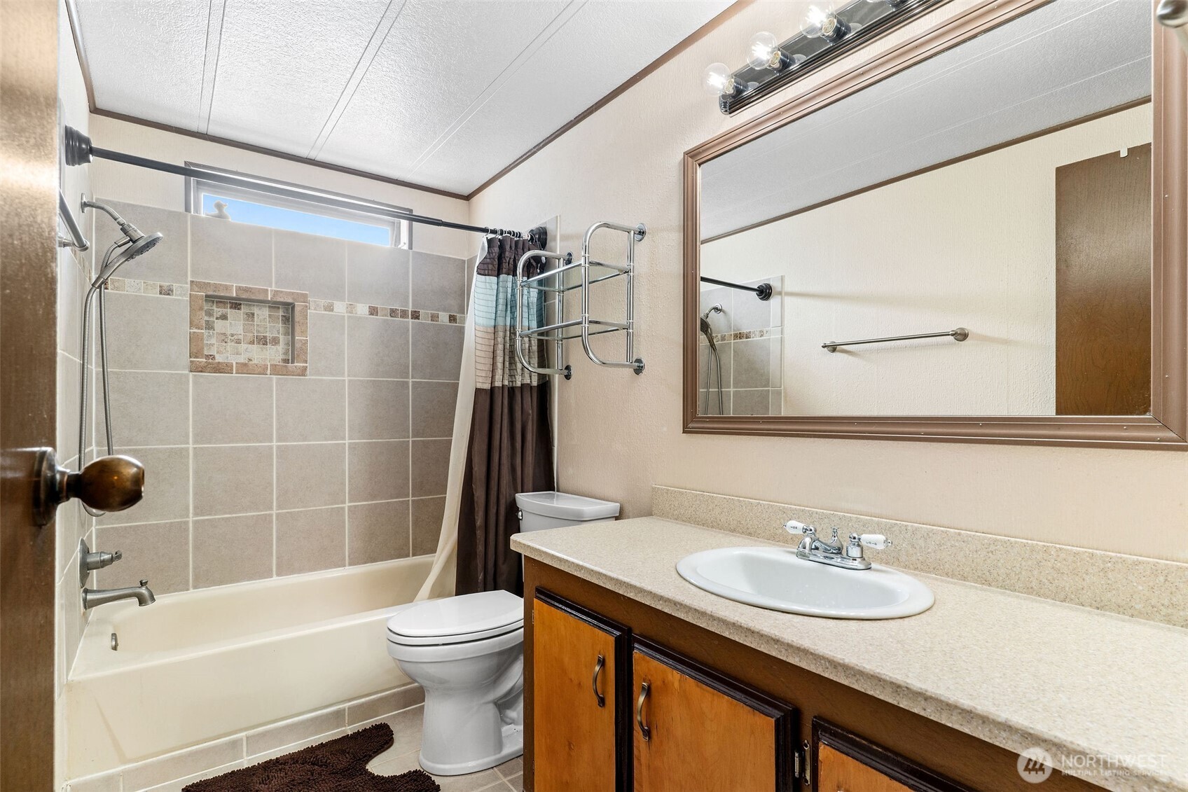 384 SR 173 , Brewster, WA 98812