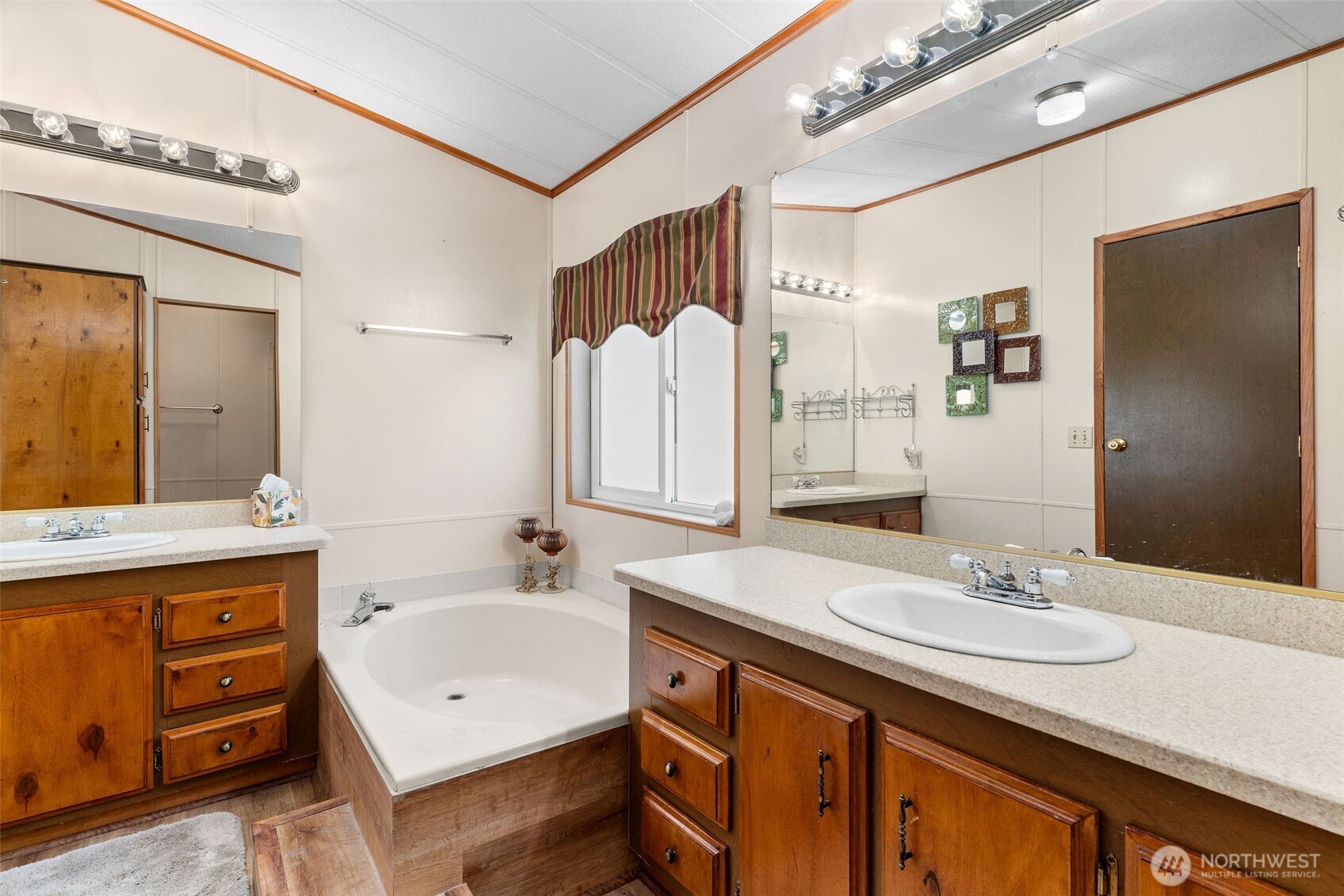 384 SR 173 , Brewster, WA 98812
