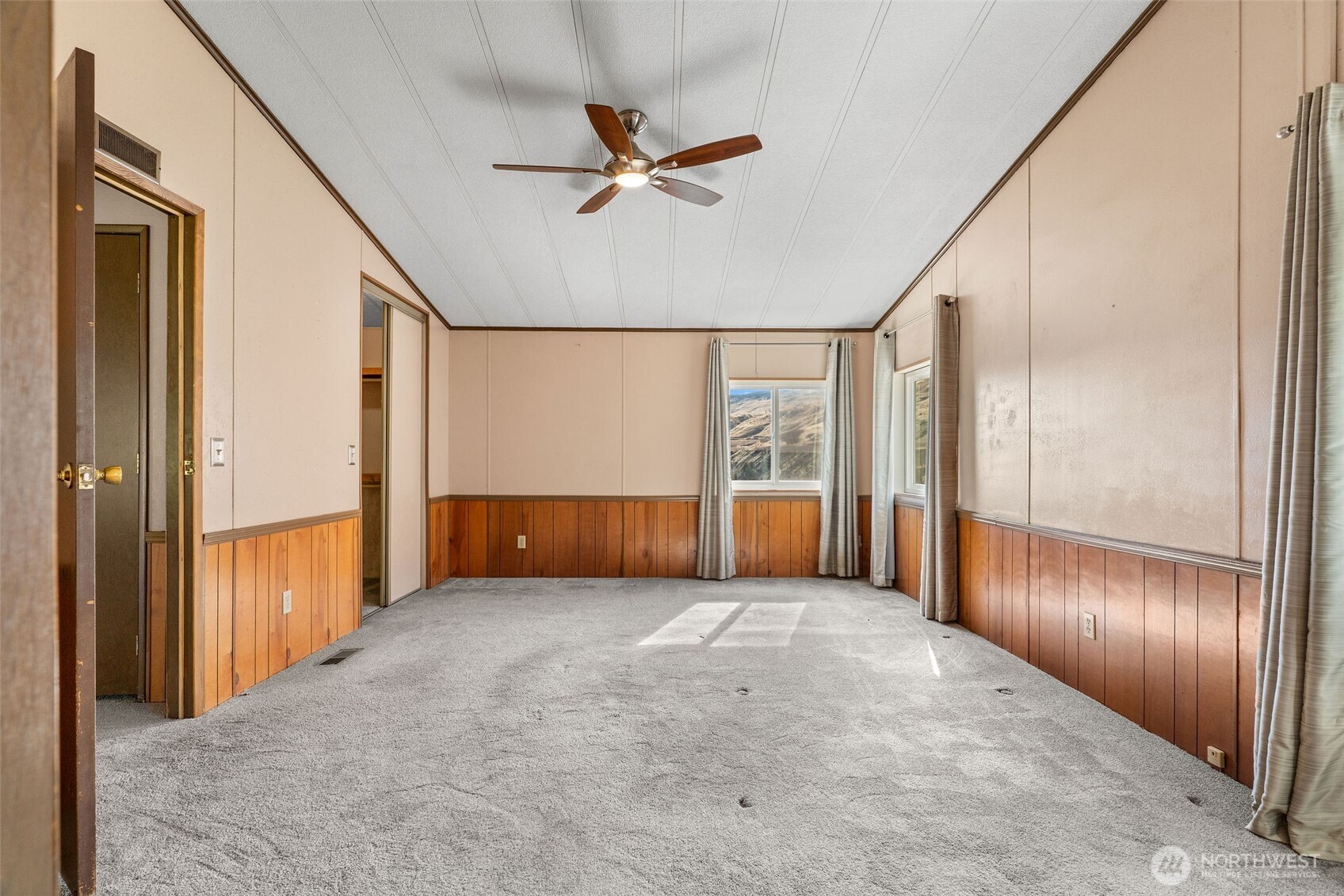 384 SR 173 , Brewster, WA 98812