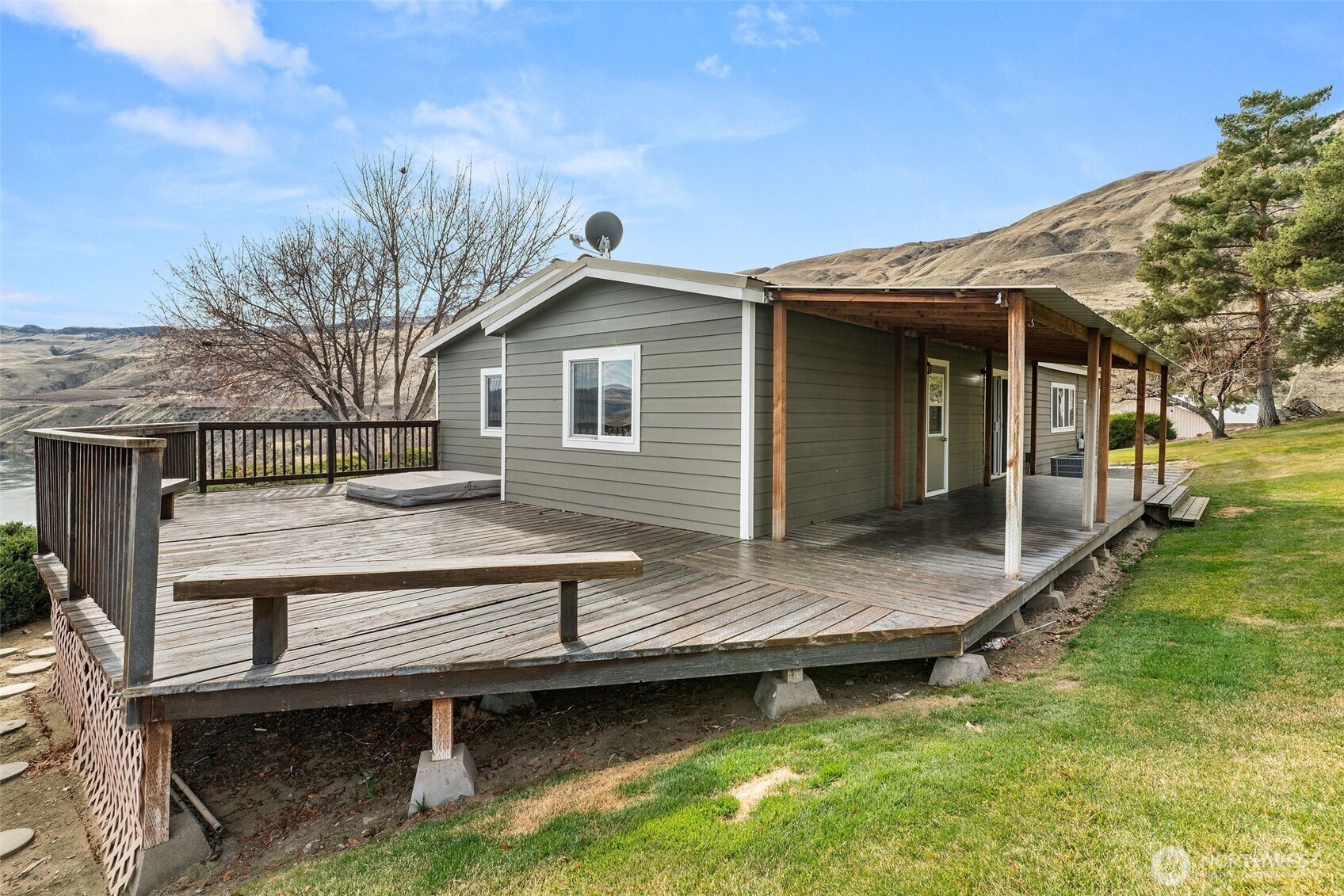 384 SR 173 , Brewster, WA 98812