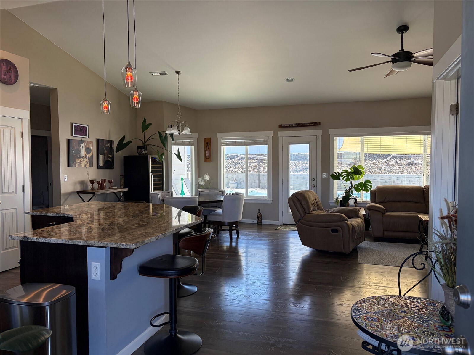 522 Adobe Way , Selah, WA 98942