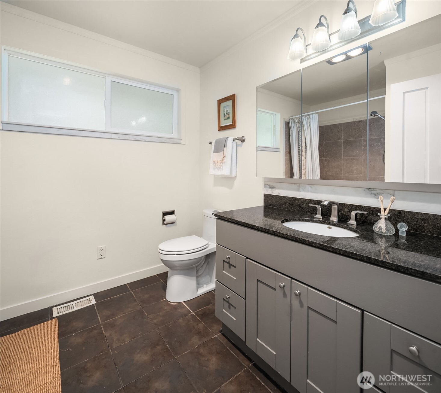 9139 SW Bayview Drive , Vashon, WA 98070