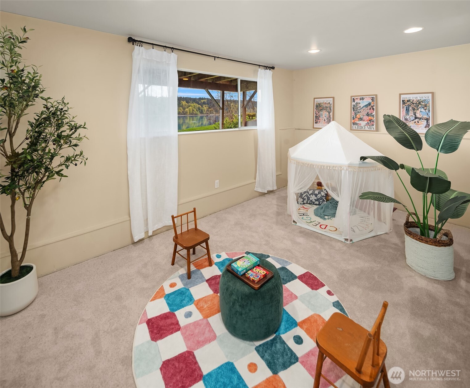 9139 SW Bayview Drive , Vashon, WA 98070