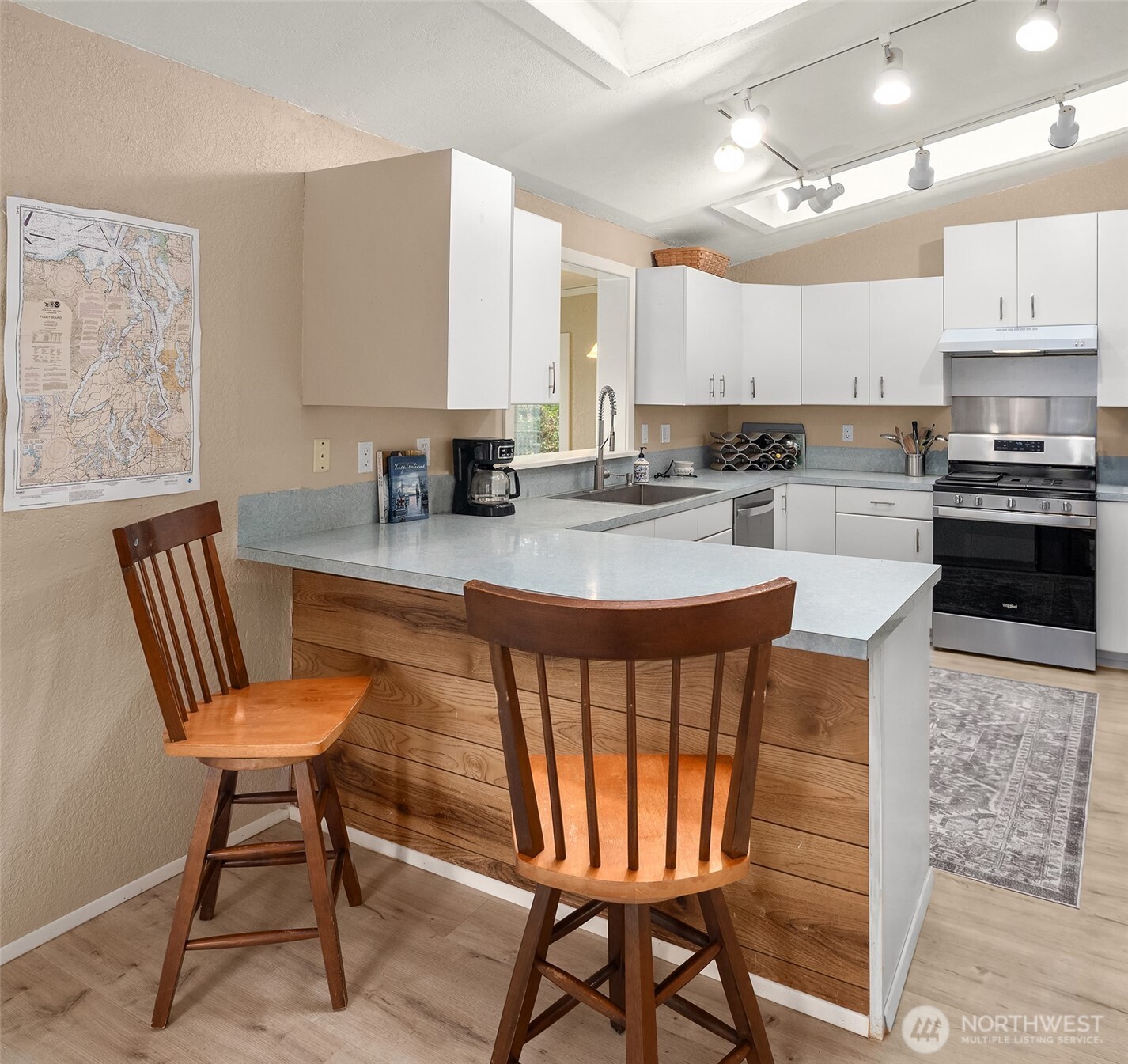 9139 SW Bayview Drive , Vashon, WA 98070