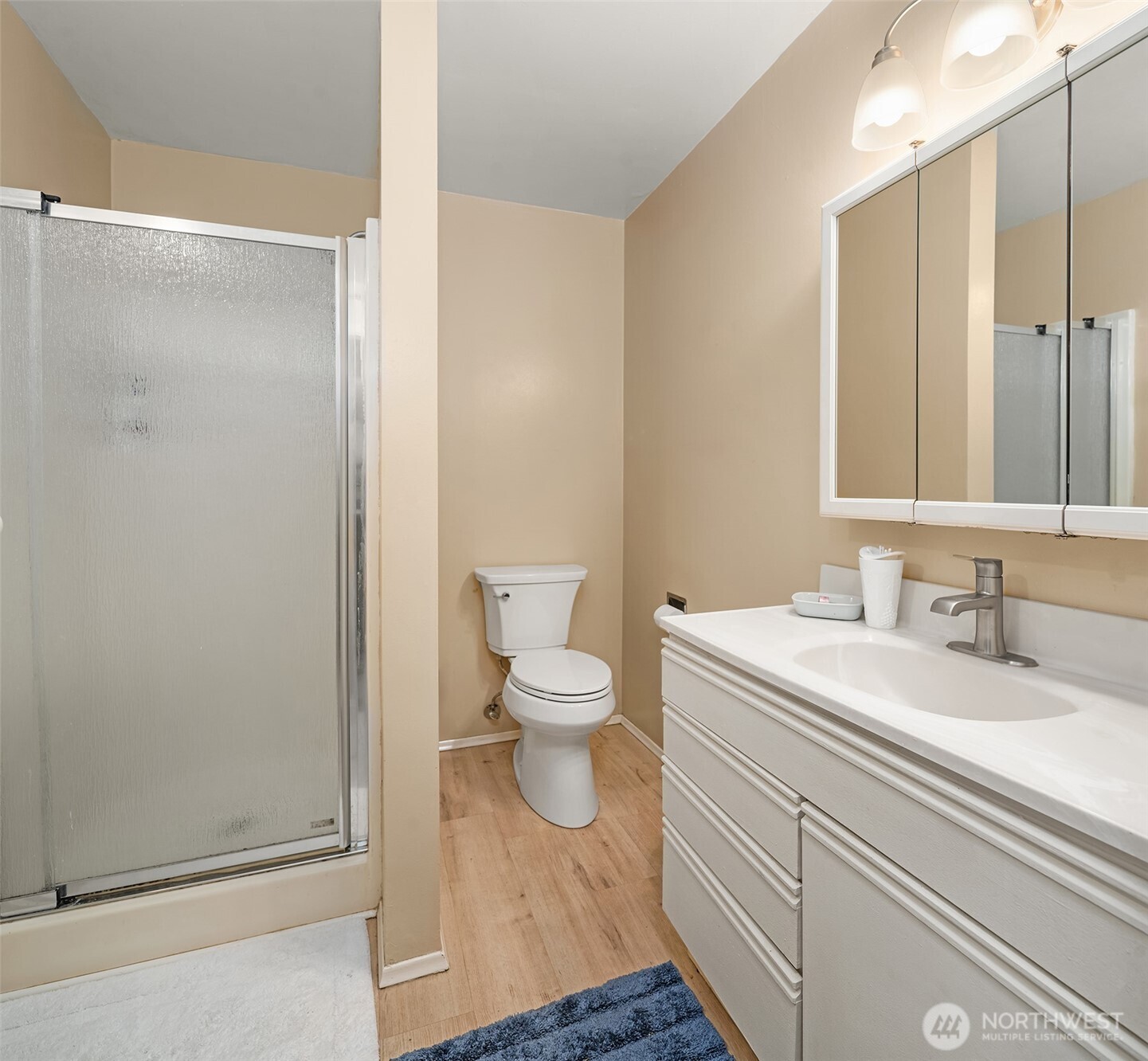 9139 SW Bayview Drive , Vashon, WA 98070