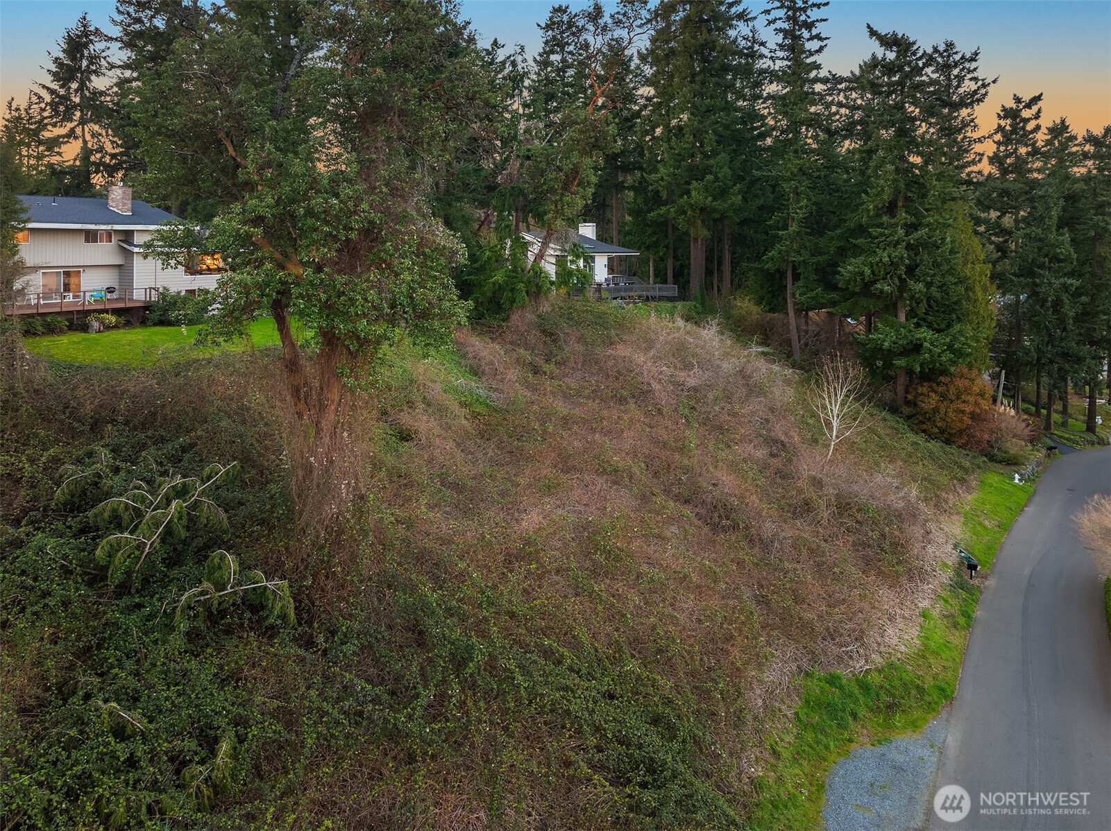 11312 83rd Place NE, Kirkland, WA 98034