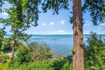 19904 Soundview Drive NW, Stanwood, WA 98292 - Photo 21