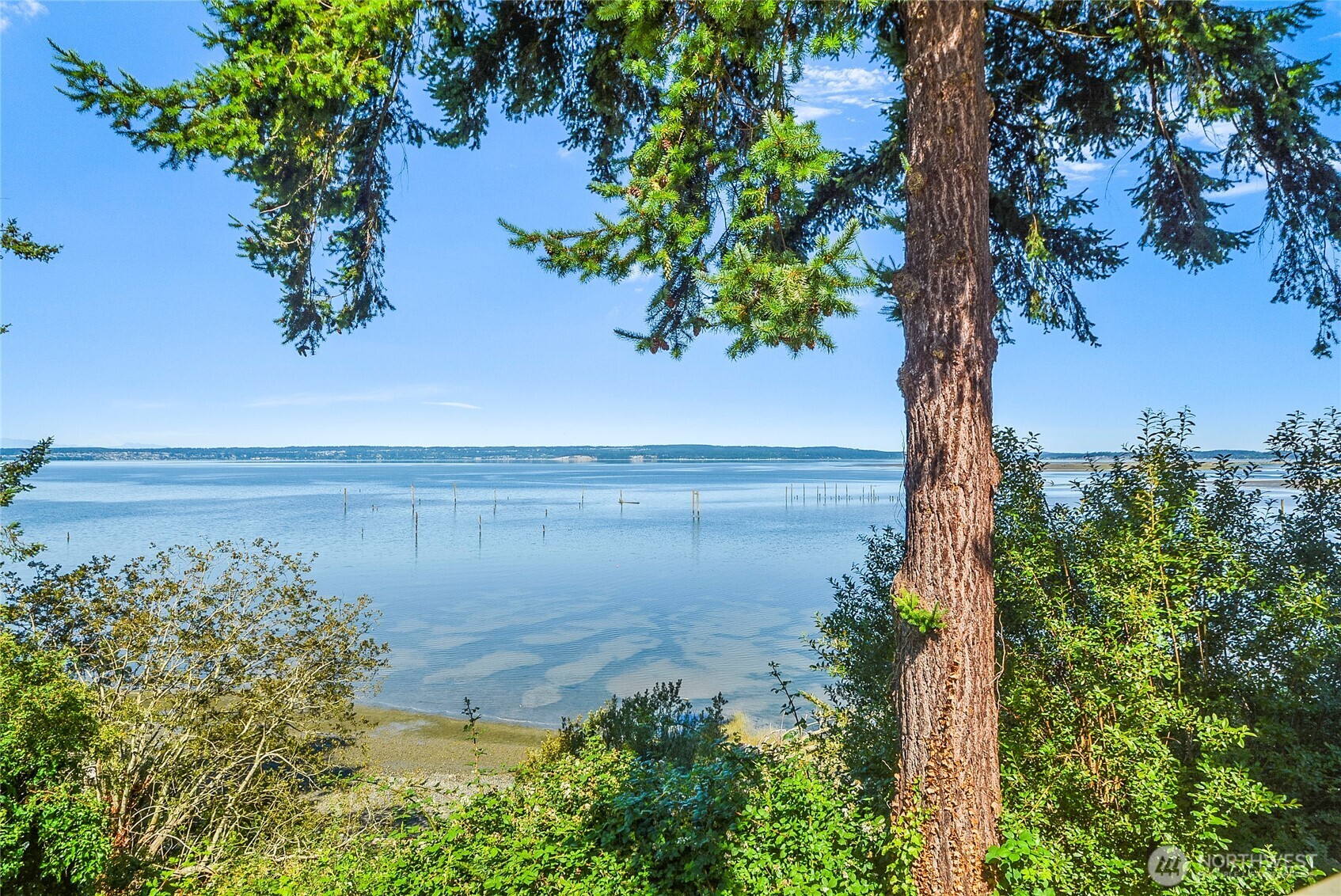 19904 Soundview Drive NW, Stanwood, WA 98292
