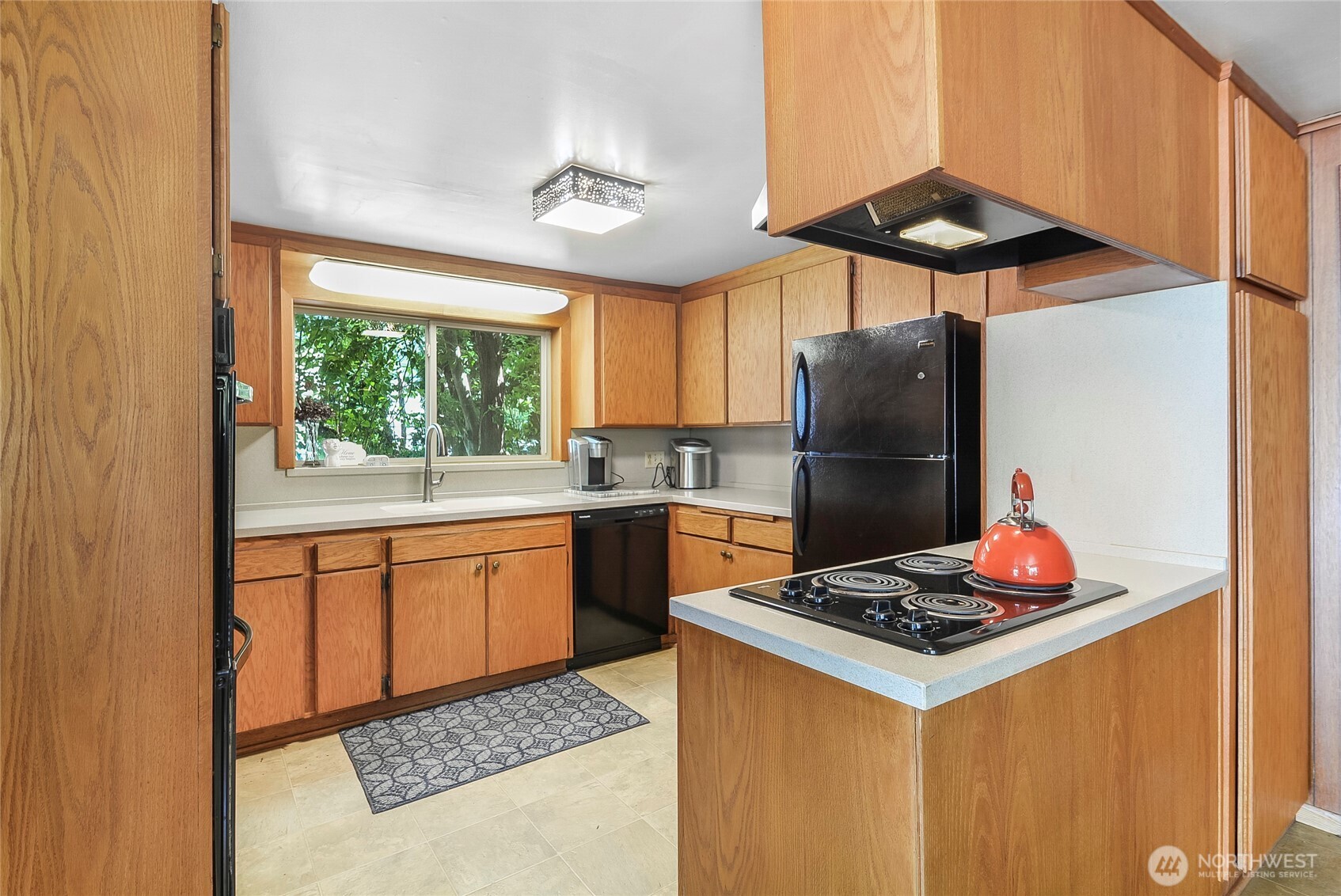 19904 Soundview Drive NW, Stanwood, WA 98292