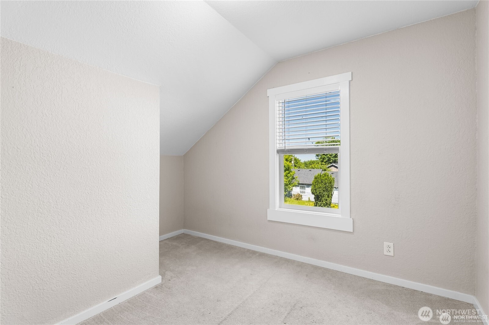 1306 E 32nd Street , Tacoma, WA 98404