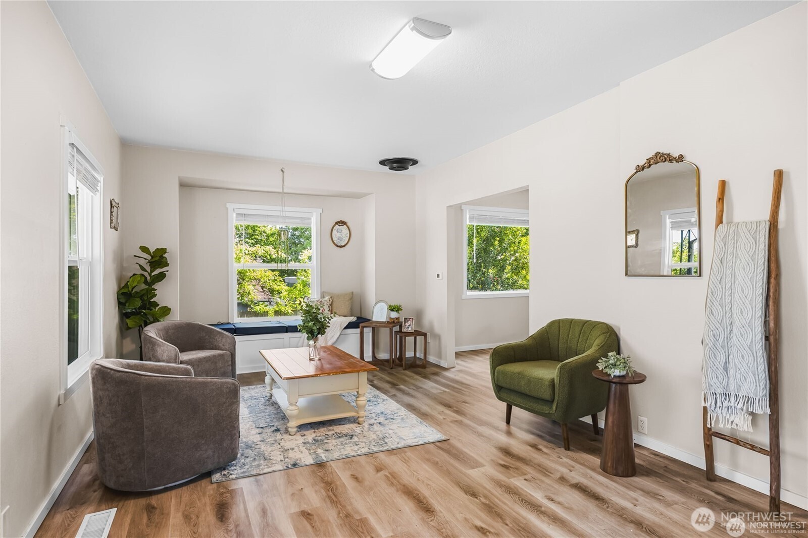 1306 E 32nd Street , Tacoma, WA 98404