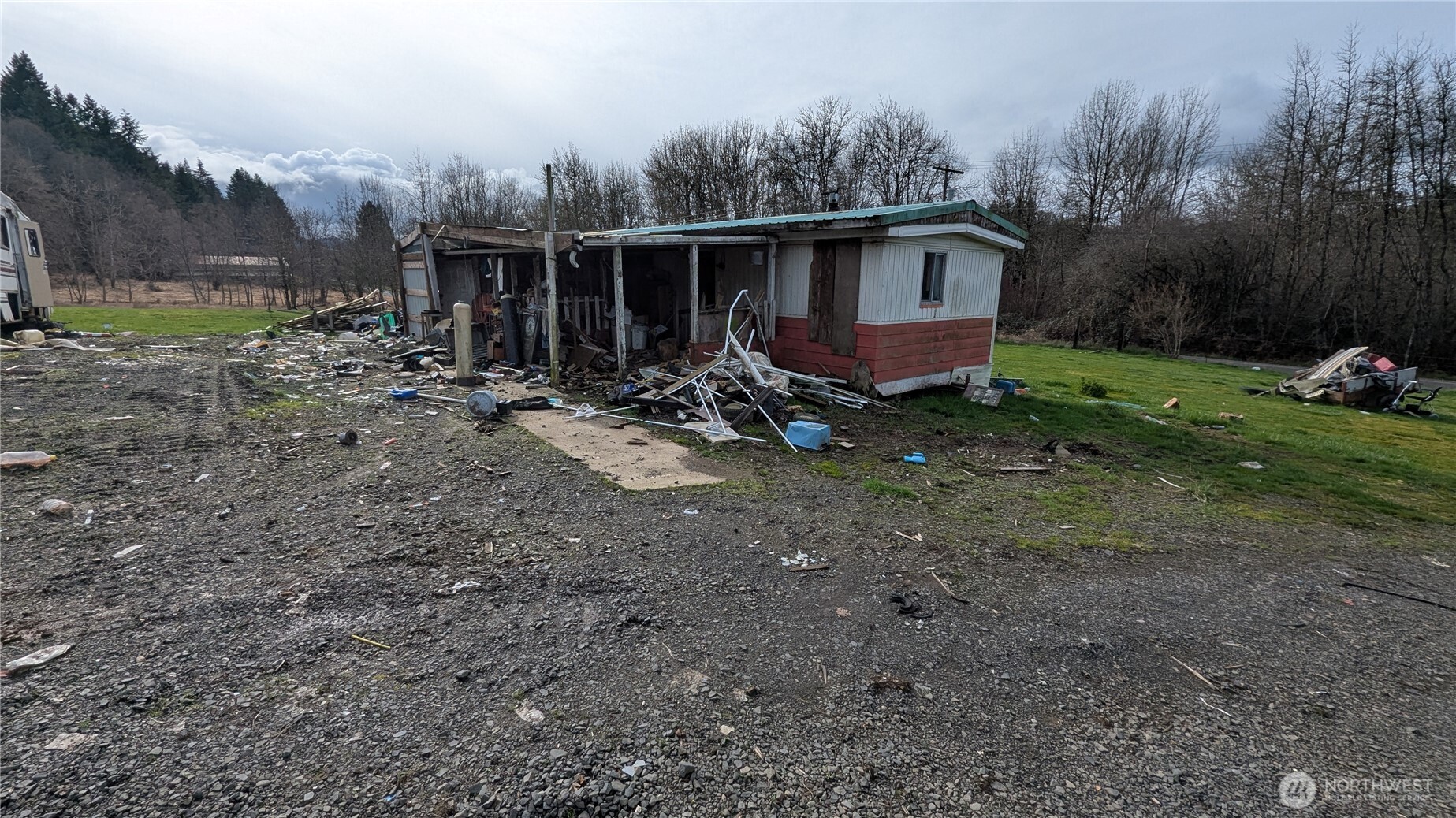 1493 Ferrier Road , Winlock, WA 98596
