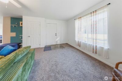 6505 Stewart Avenue E, Puyallup, WA 98371 - Photo 10