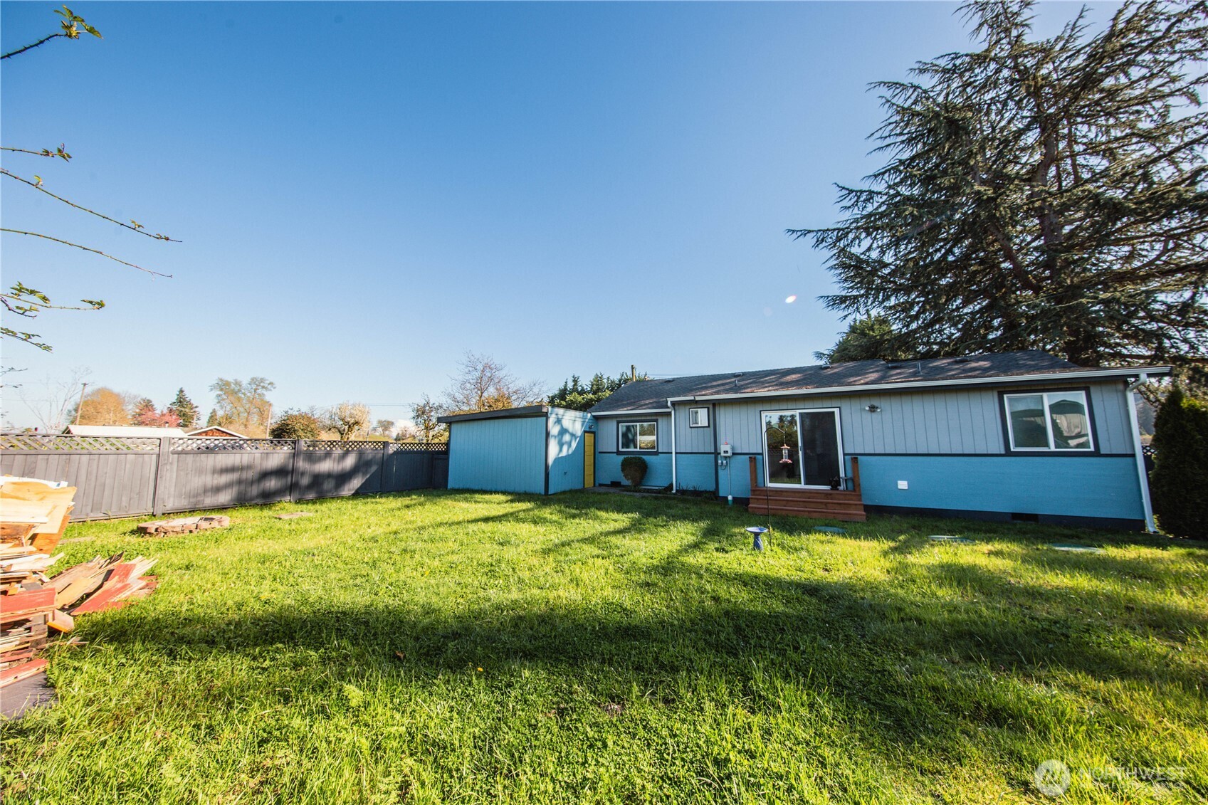 6505 Stewart Avenue E, Puyallup, WA 98371