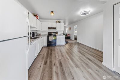 6505 Stewart Avenue E, Puyallup, WA 98371 - Photo 8