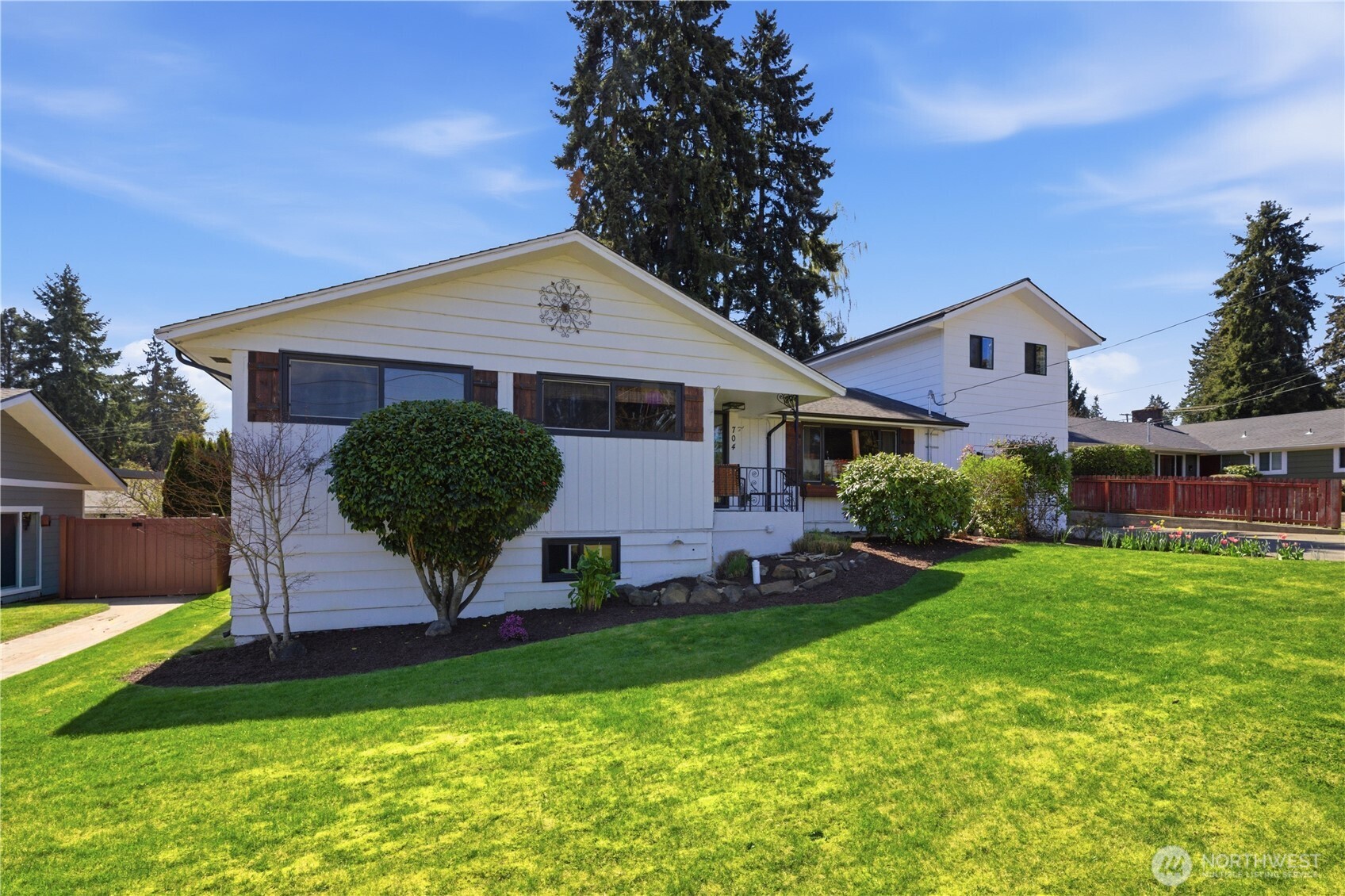704 Fir Park Lane , Fircrest, WA 98466