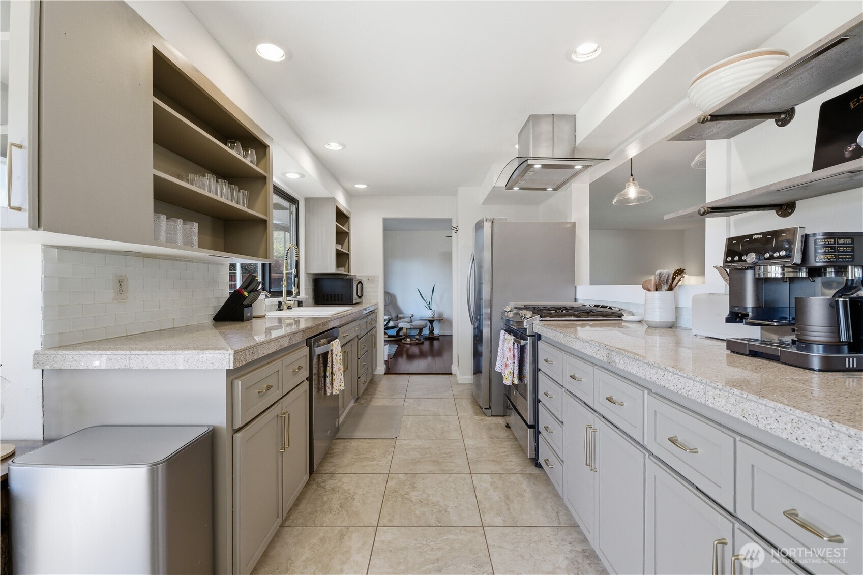 704 Fir Park Lane , Fircrest, WA 98466