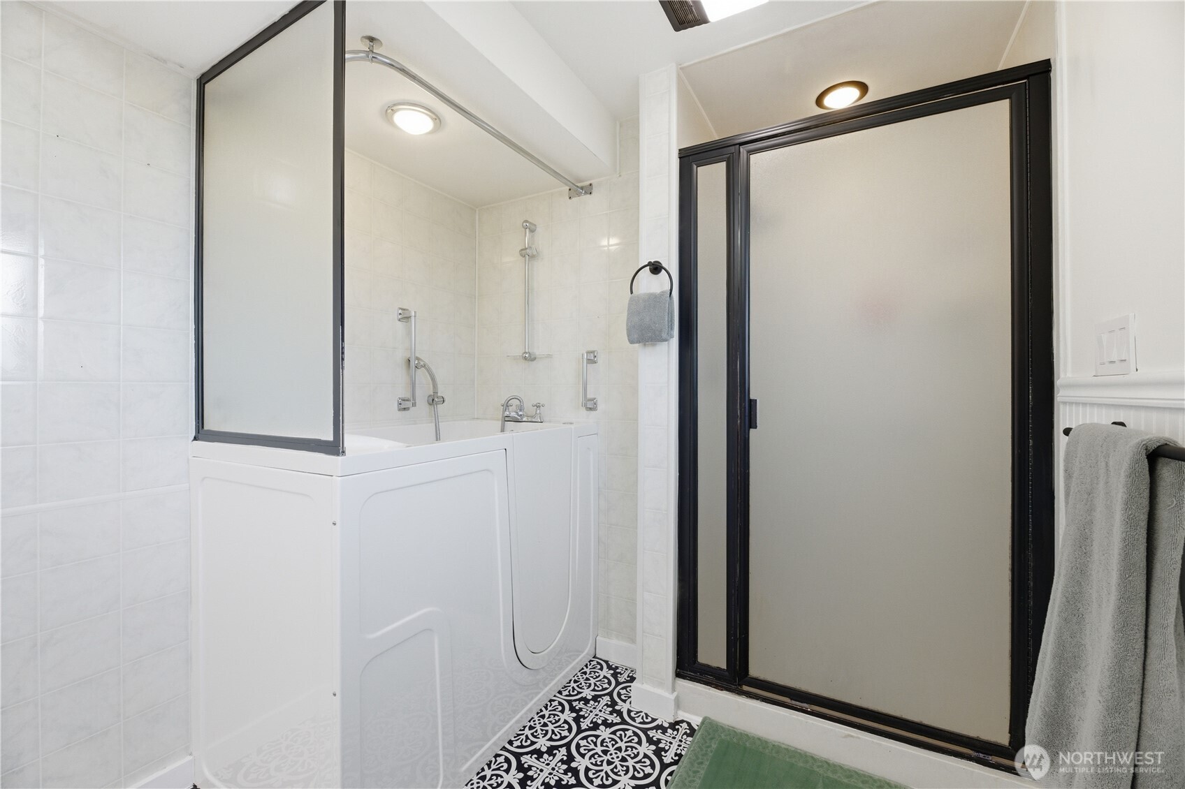704 Fir Park Lane , Fircrest, WA 98466