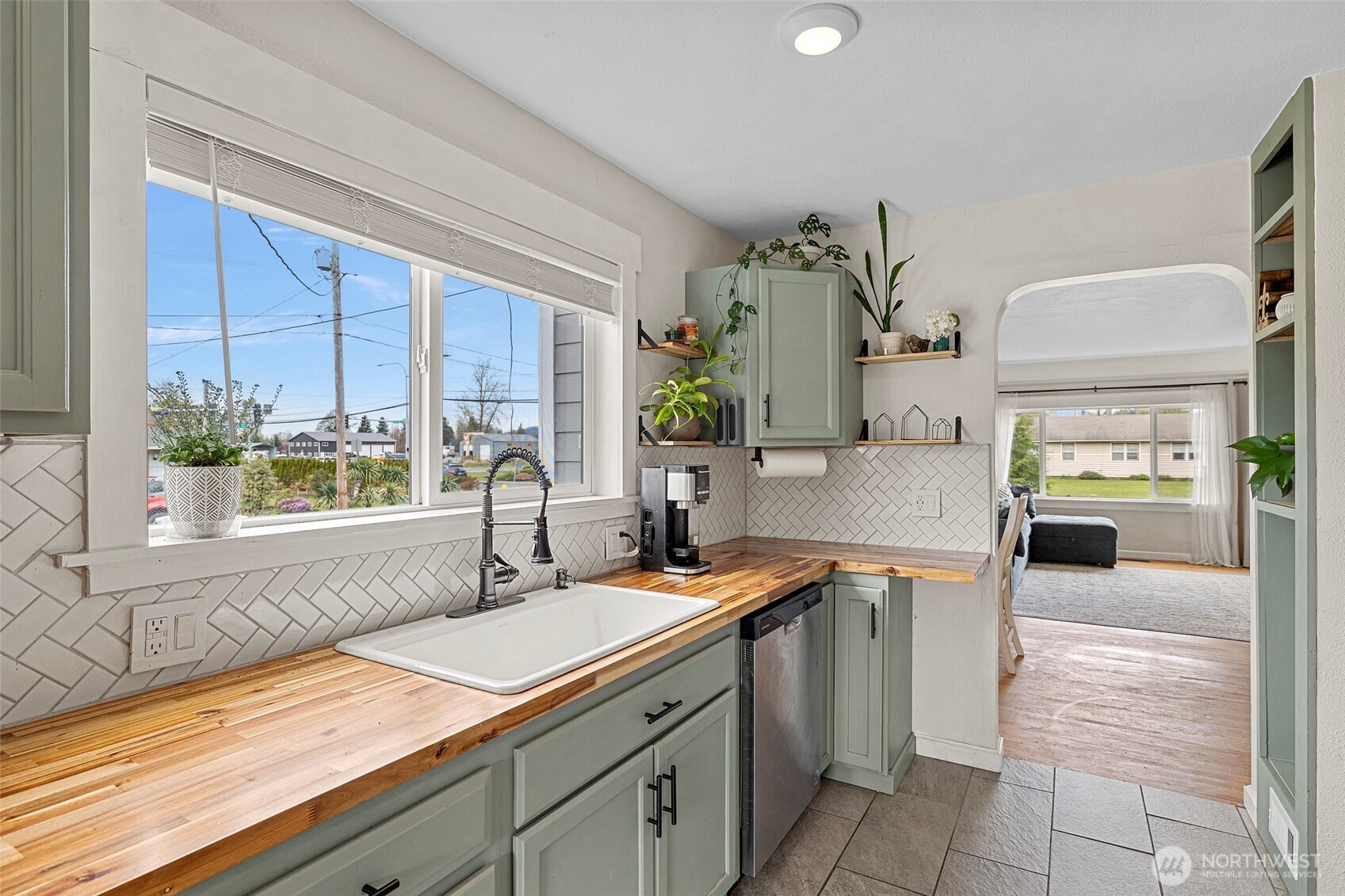 313 W State Street , Sedro Woolley, WA 98284