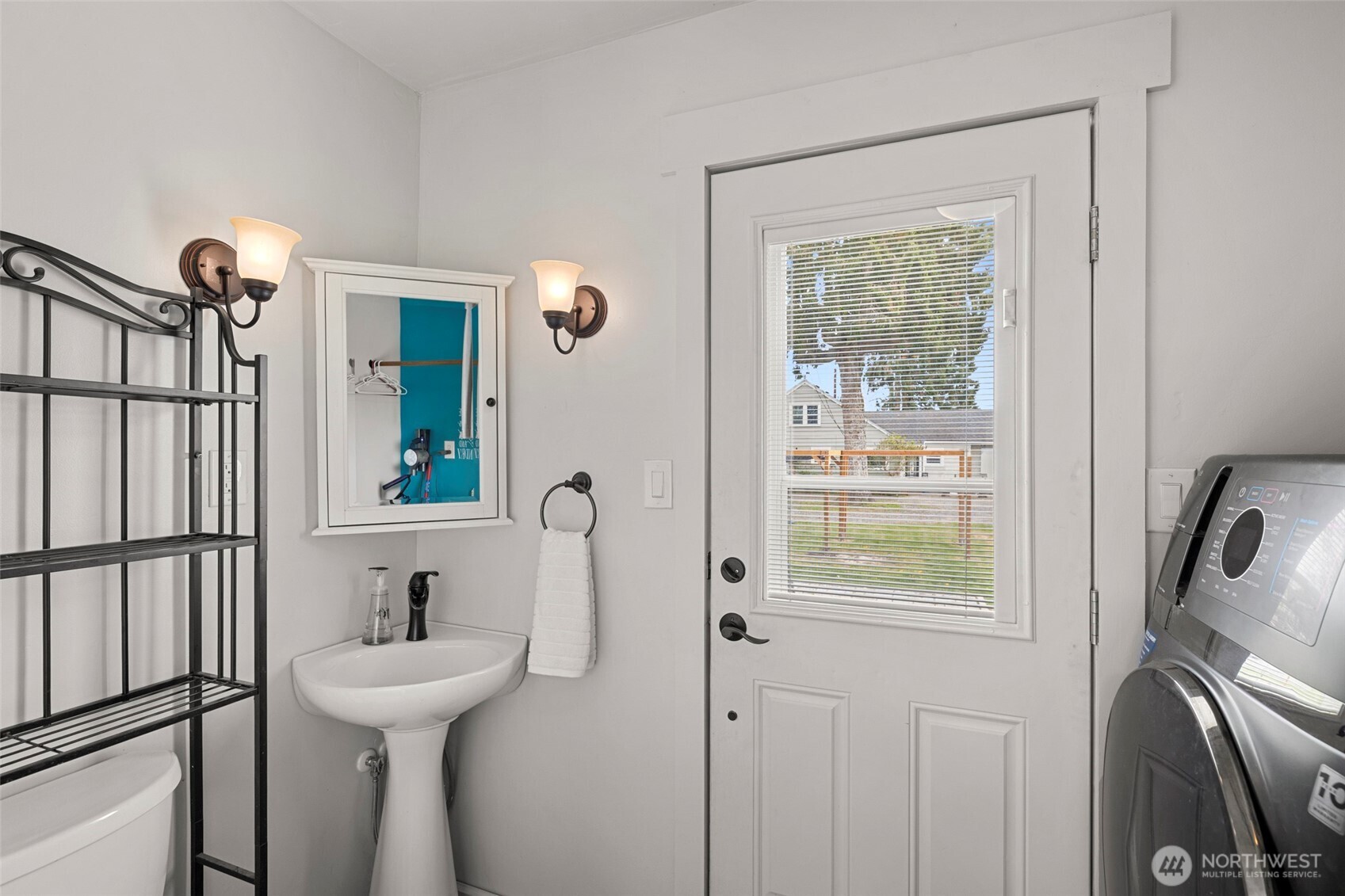 313 W State Street , Sedro Woolley, WA 98284