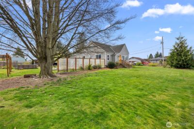 313 W State Street , Sedro Woolley, WA 98284 - Photo 2
