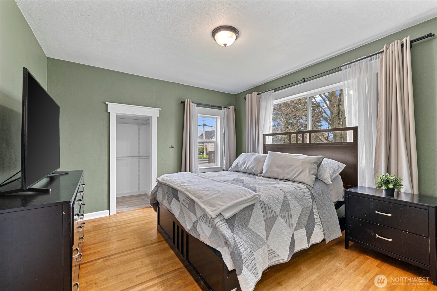 313 W State Street , Sedro Woolley, WA 98284