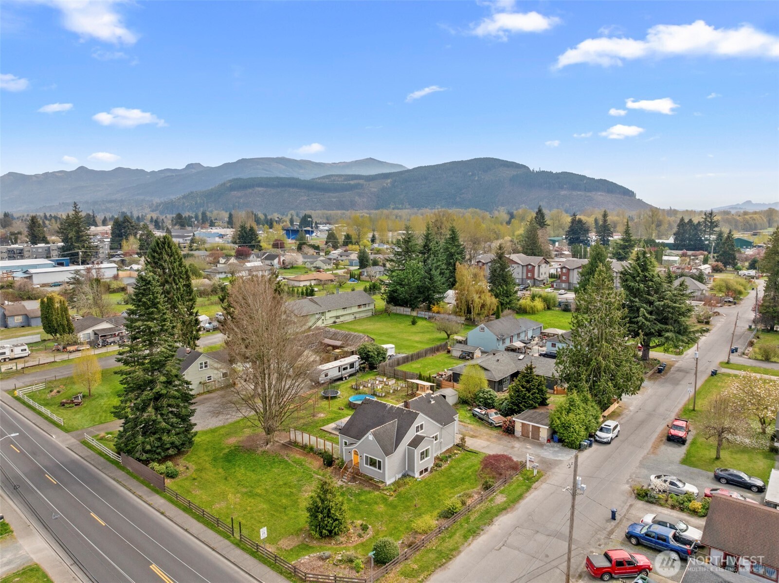 313 W State Street , Sedro Woolley, WA 98284