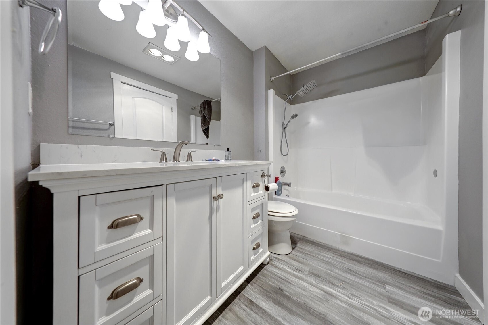 10603 - 10605 10th Avenue Ct S, Tacoma, WA 98444
