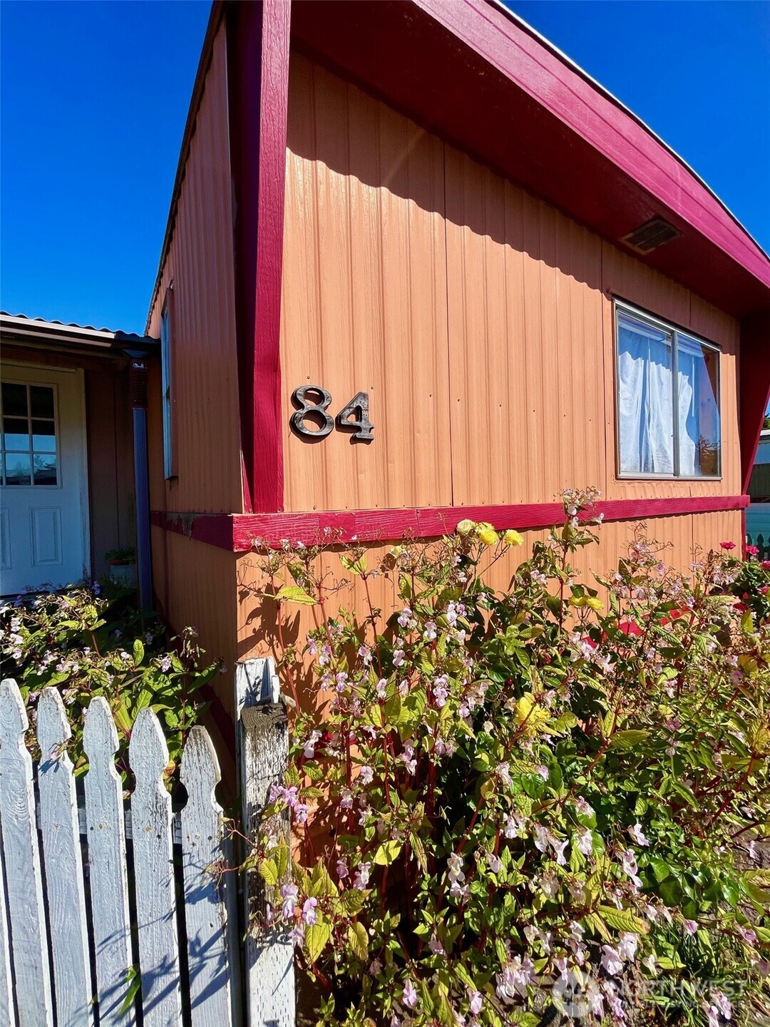700 NW Crosby Avenue #84, Oak Harbor, WA 98277