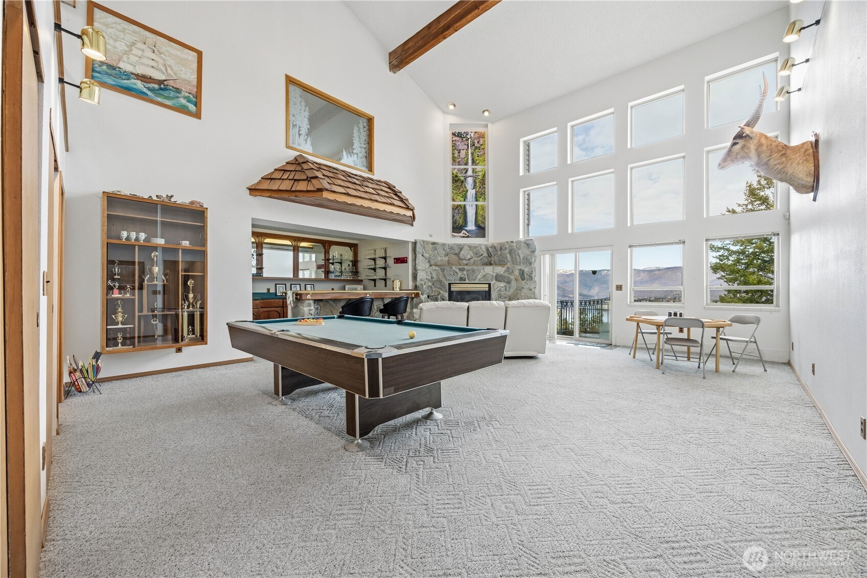 985 Guffy Road , Chelan, WA 98816