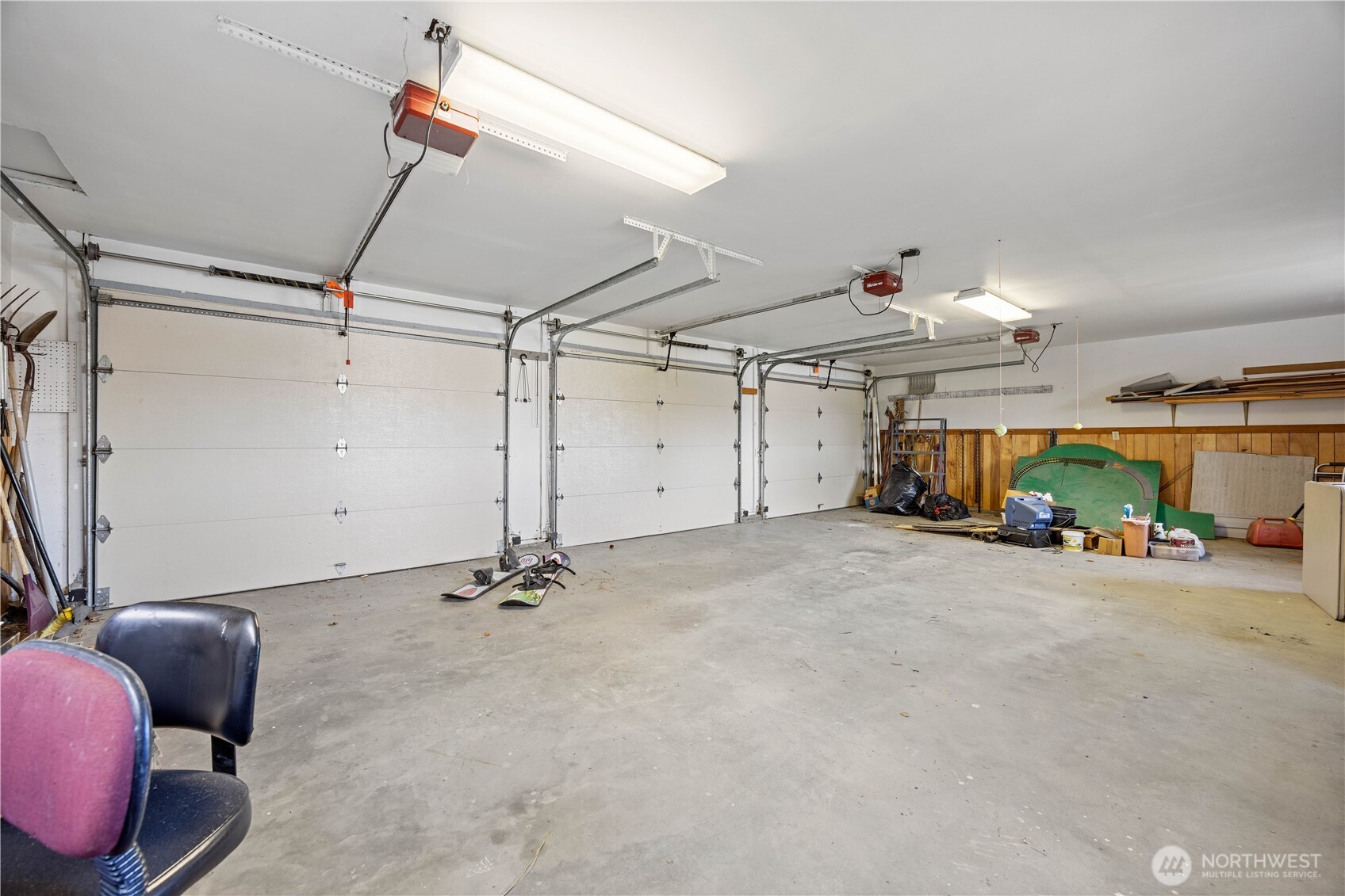 985 Guffy Road , Chelan, WA 98816