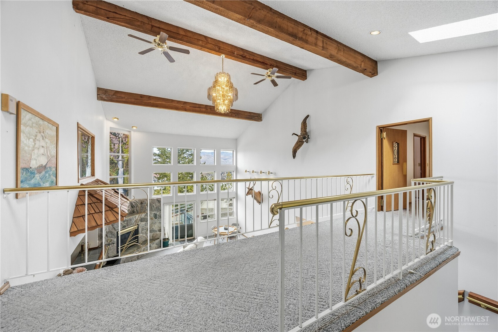 985 Guffy Road , Chelan, WA 98816