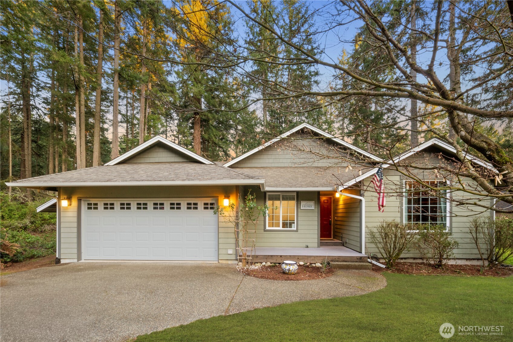 10405 Olympic Place , Anderson Island, WA 98303-8784