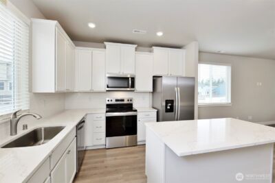 8779 151st Court E, Puyallup, WA 98375 - Photo 7