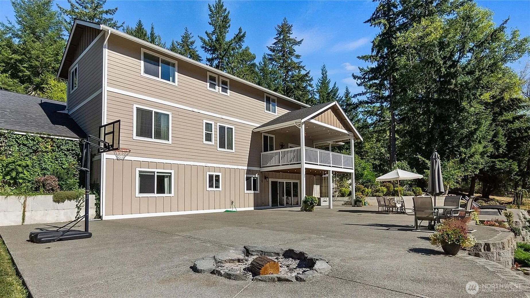 17718 Mulqueen Road SE, Rainier, WA 98576