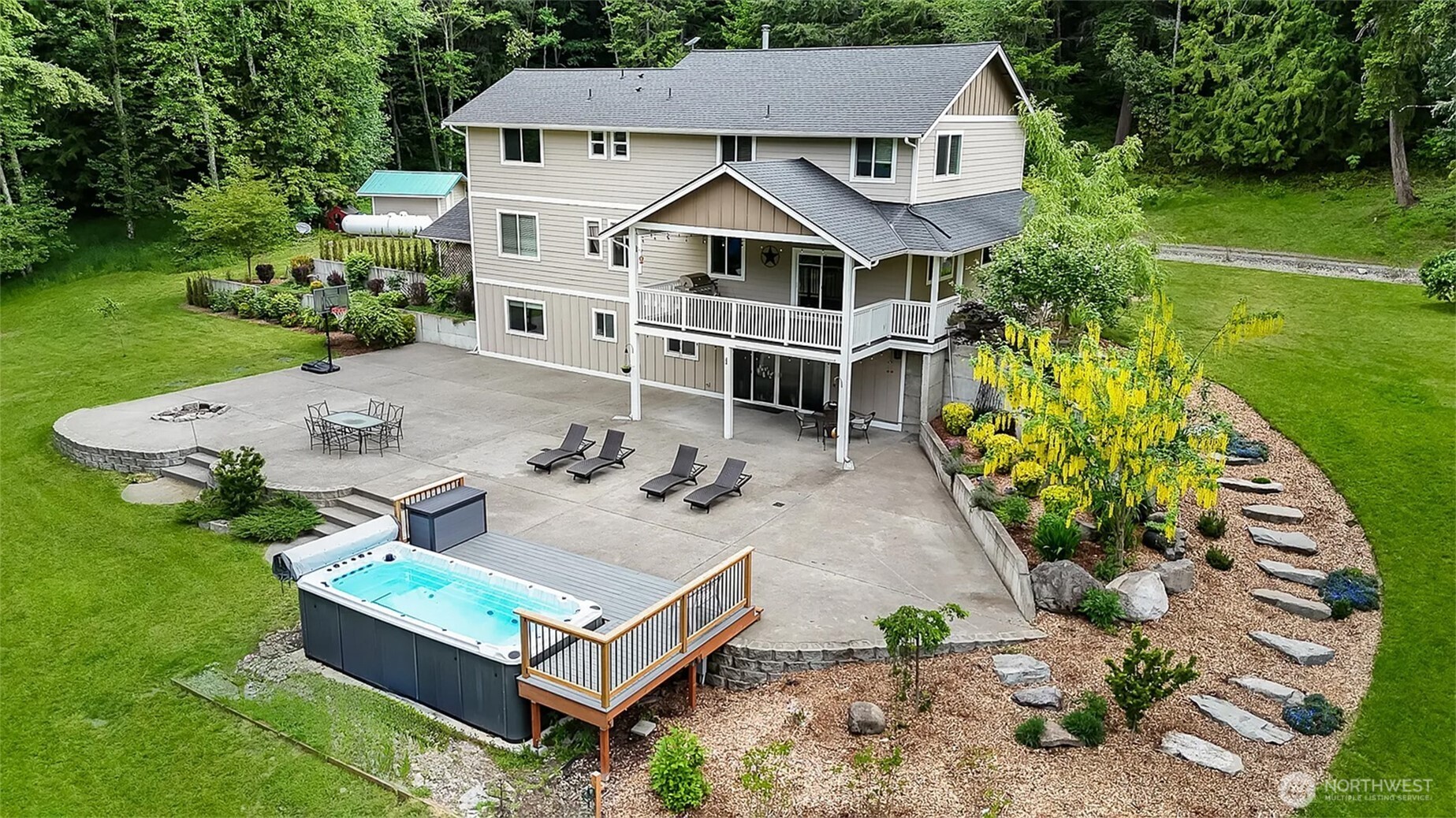 17718 Mulqueen Road SE, Rainier, WA 98576