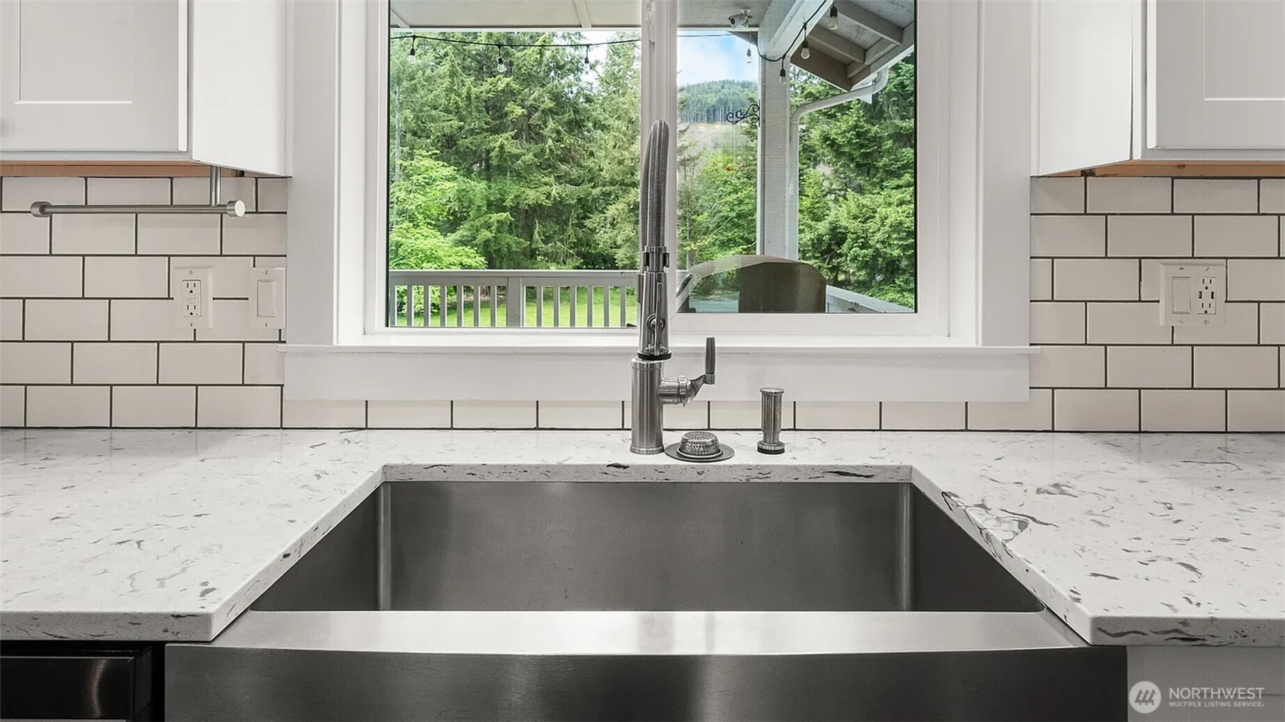 17718 Mulqueen Road SE, Rainier, WA 98576