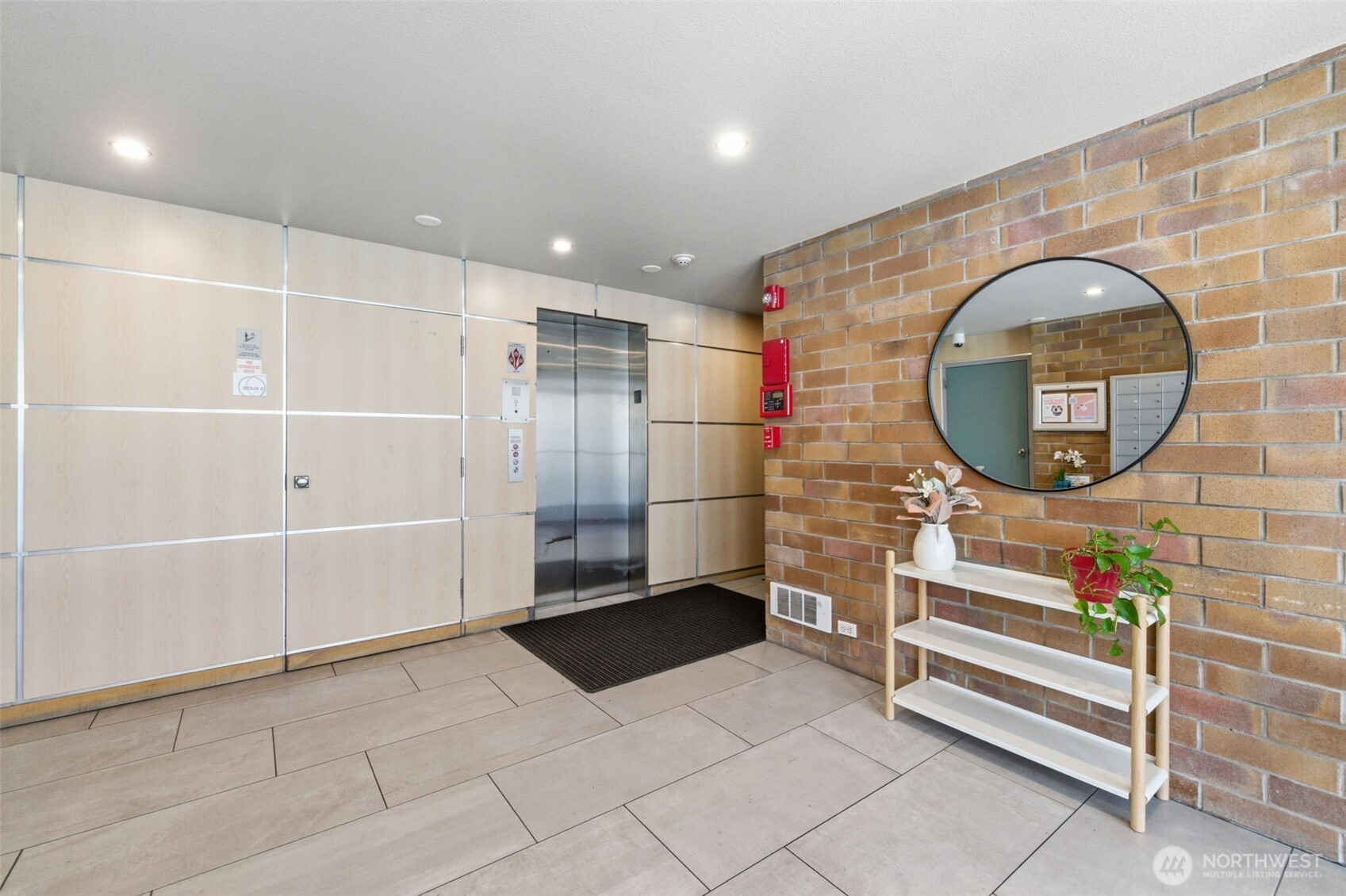 905 Cherry Street #306, Seattle, WA 98104