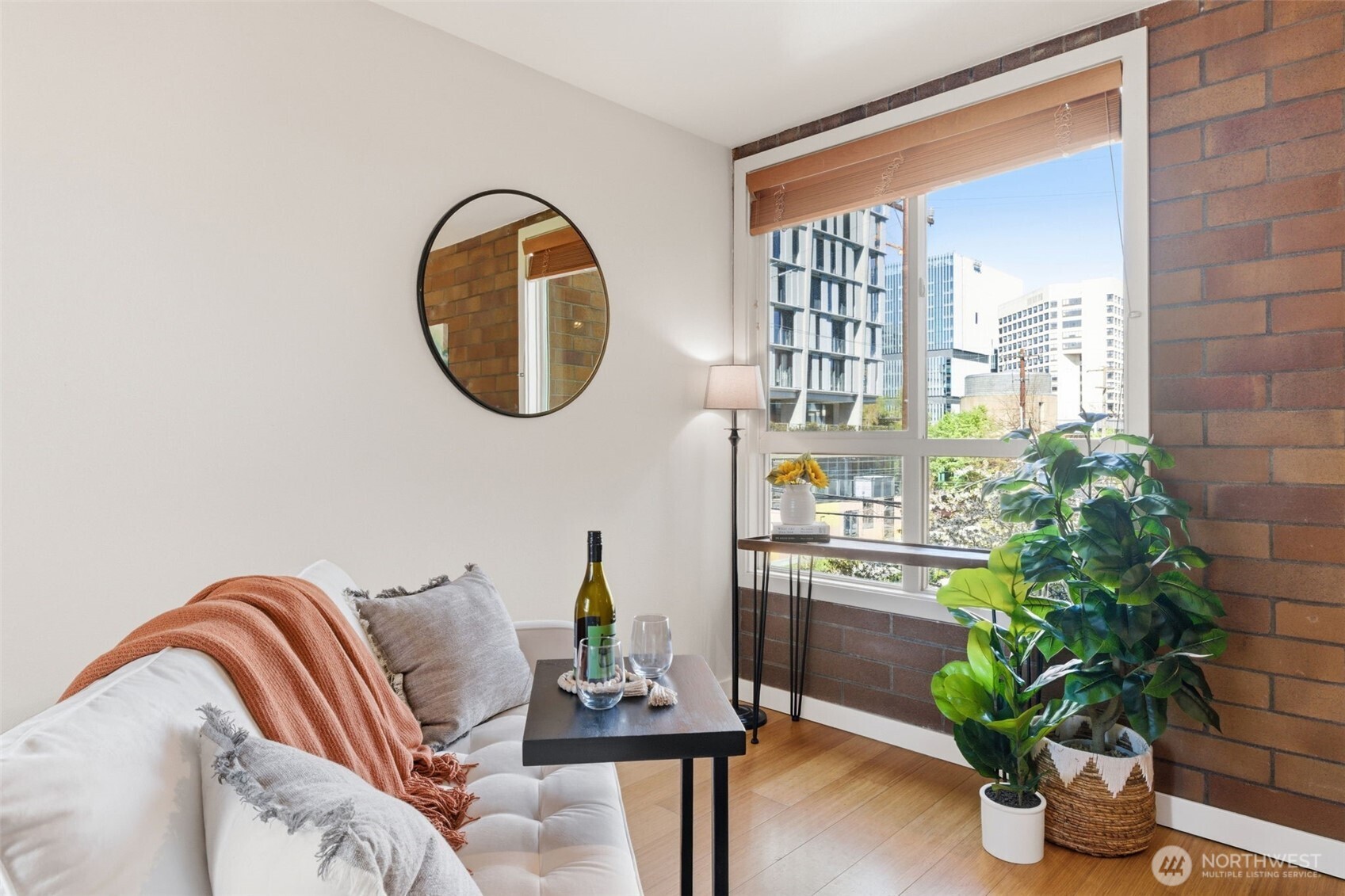 905 Cherry Street #306, Seattle, WA 98104