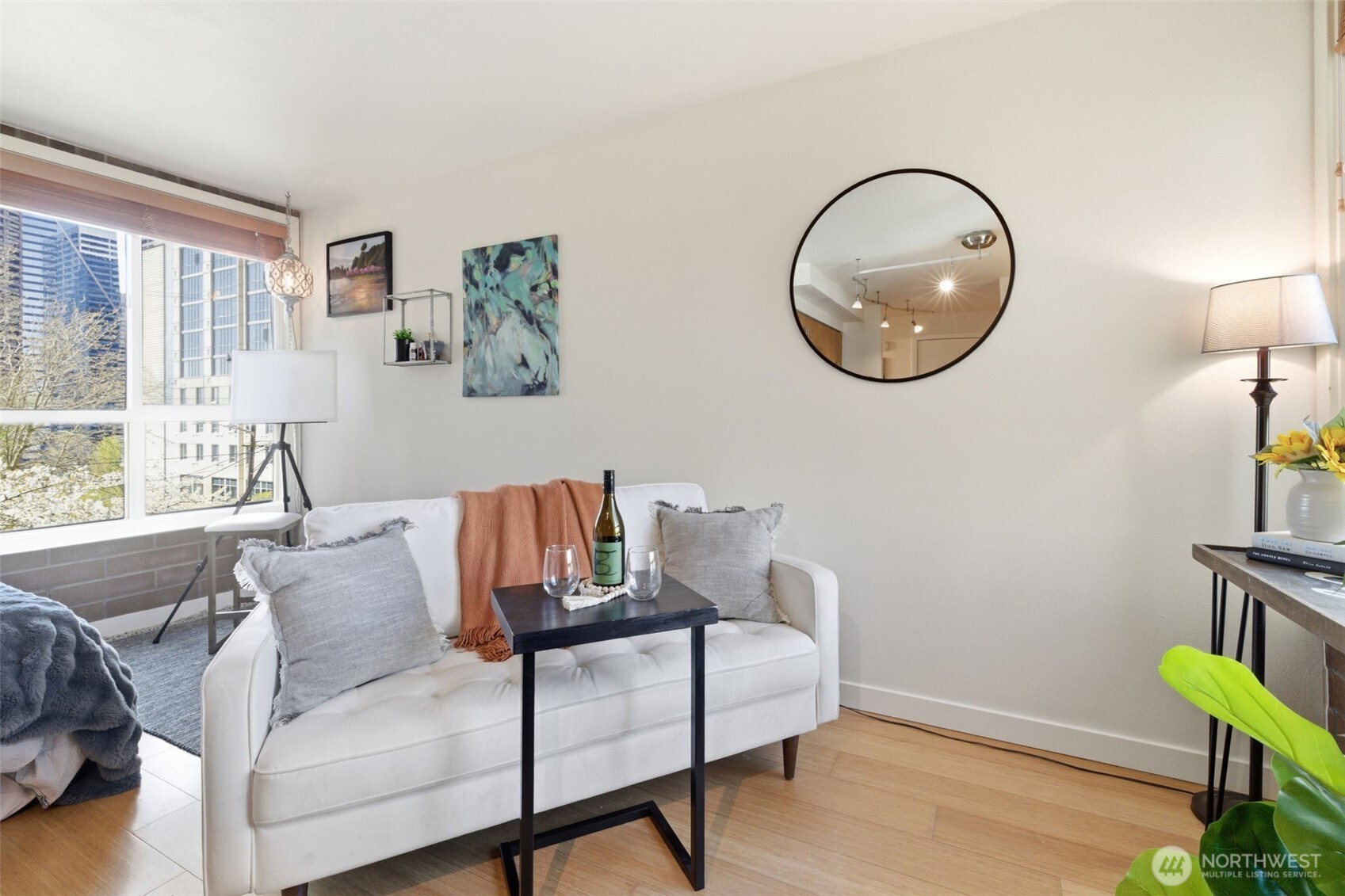 905 Cherry Street #306, Seattle, WA 98104