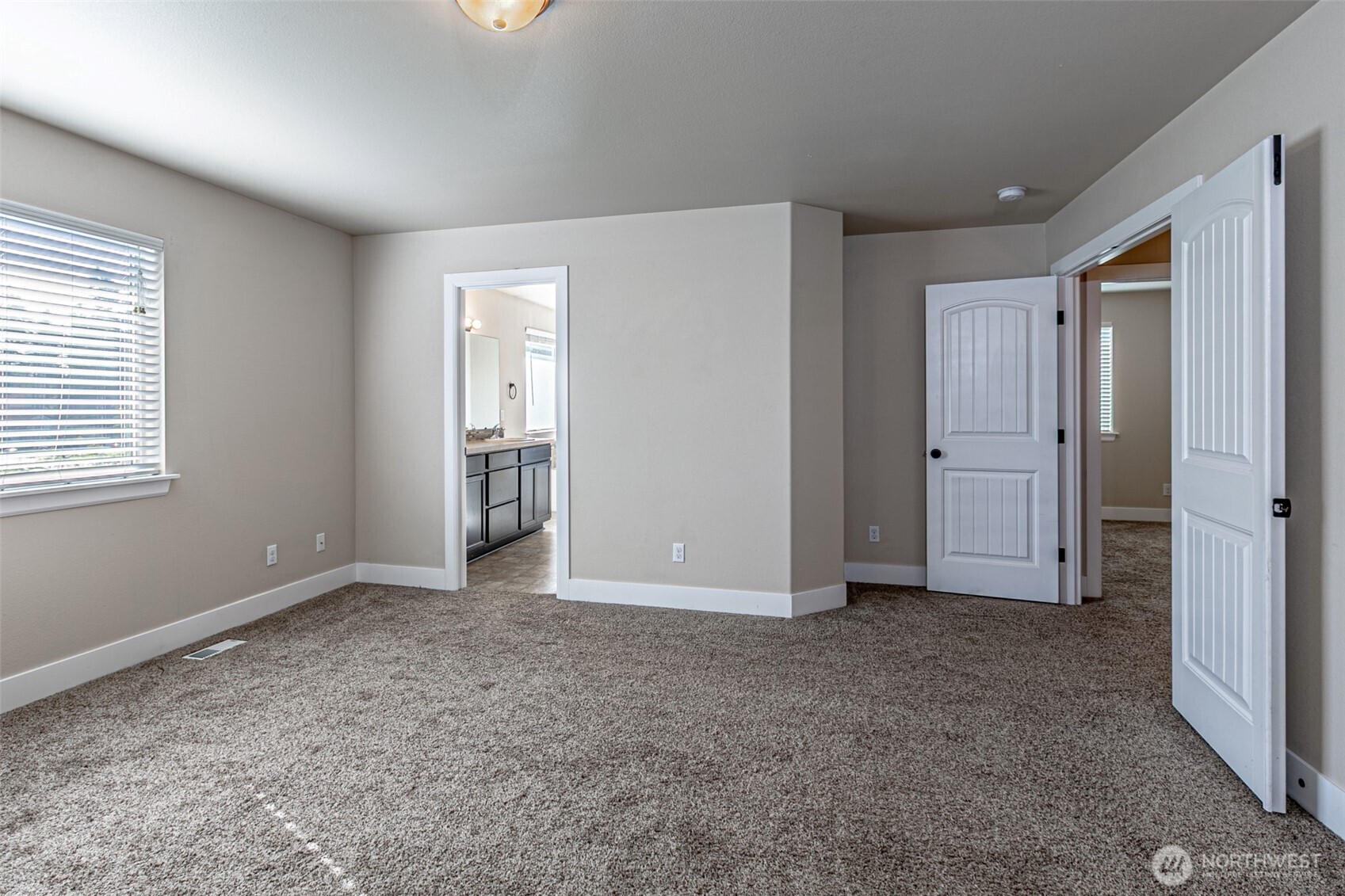 952 Burton Ray Street NE, Olympia, WA 98516