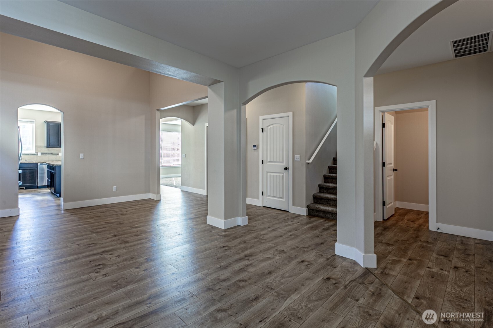 952 Burton Ray Street NE, Olympia, WA 98516