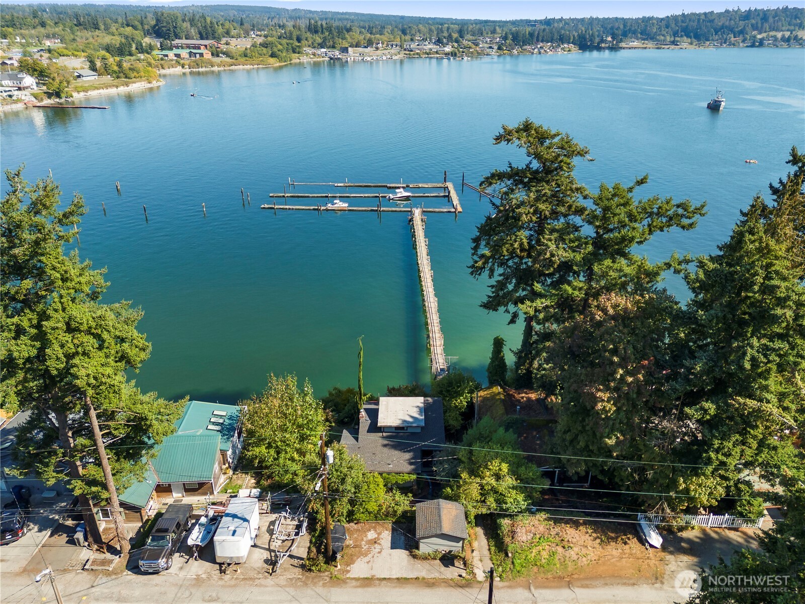 7411 Hermosa Beach Road , Tulalip, WA 98271