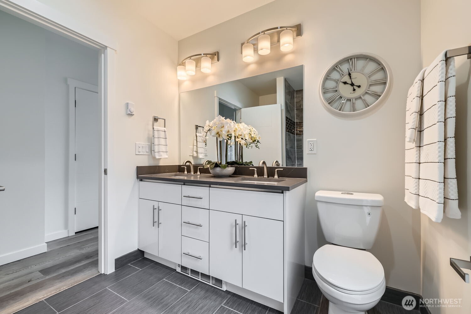 18331 1st Avenue NE, Shoreline, WA 98155