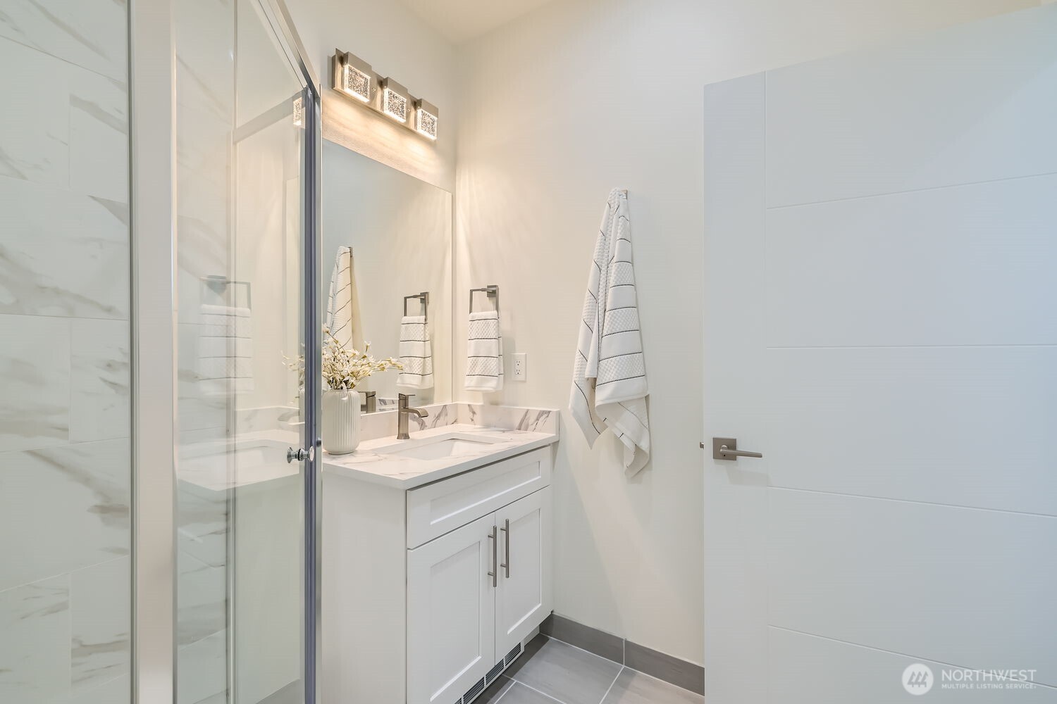 18331 1st Avenue NE, Shoreline, WA 98155