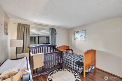 101 147th Ave SE , Bellevue, WA 98007 - Photo 11